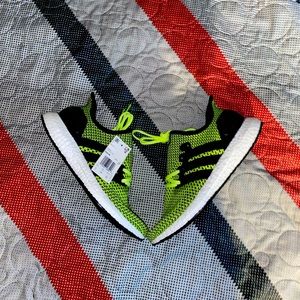 NEW Adidas UltraBoost Speedfactory Running